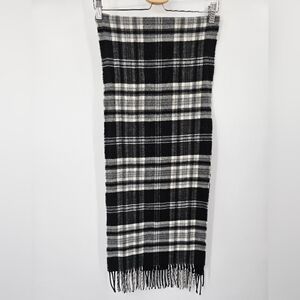 Cashmink Black & White Plaid Scarve